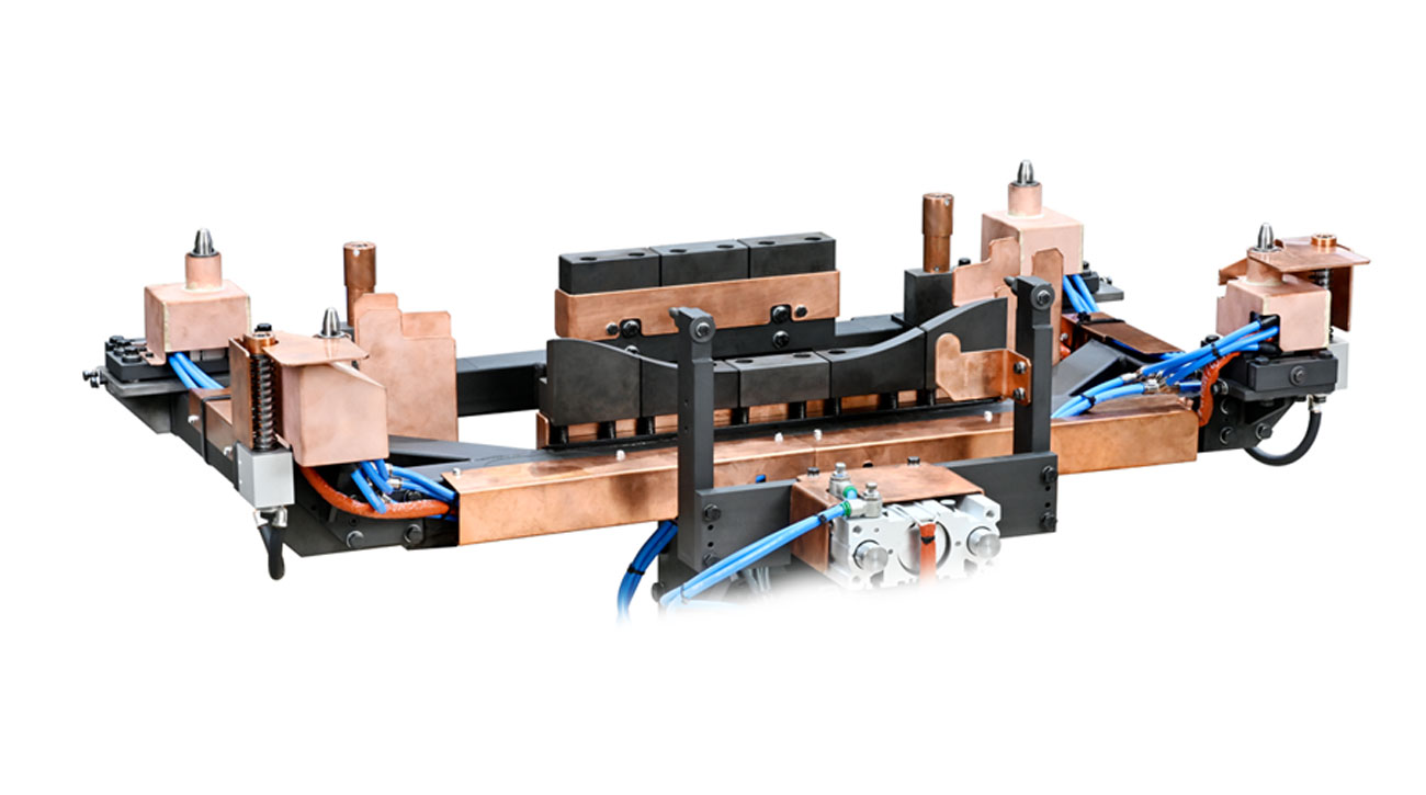 KOSMEK hydraulic welding fixture with clamping and positioning system at FLOW TECH for Nissan.