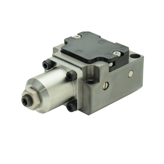 KOSMEK Funk-Drucksensor zur drahtlosen Erkennung von hydraulischem Druckanstieg in Vorrichtungsanwendungen.